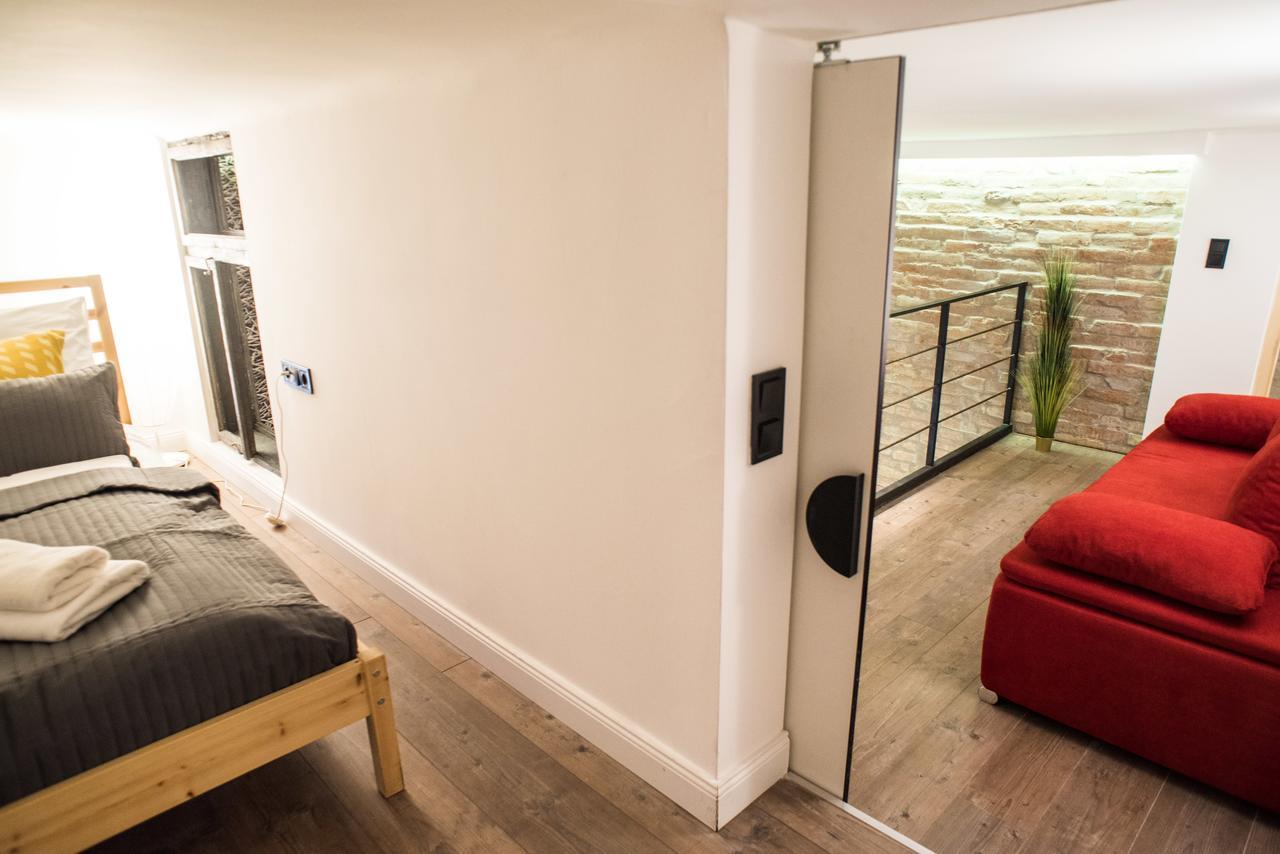 Very Stylish And Fresh Studio Home In The Center Budapest Luaran gambar