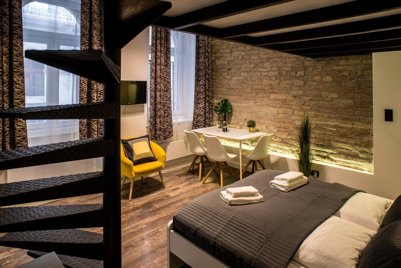Very Stylish And Fresh Studio Home In The Center Budapest Luaran gambar